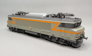 LS Models 11105 — Locomotive électrique BB 22356, grande cabine, Rennes, SNCF, Ep. IV, digital son (HO)